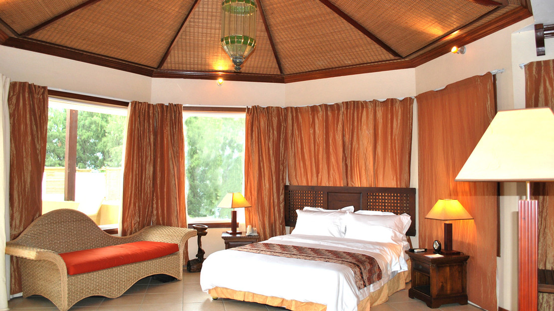 Aanari Hotel and Spa